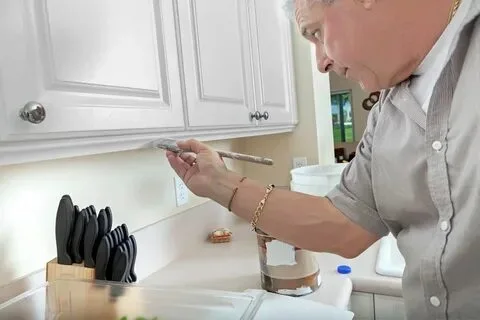 Cabinet Painting
